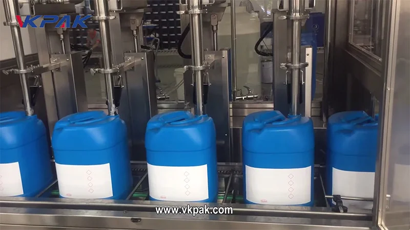 4 Nozzle Net Weight Liquid Filling Machine