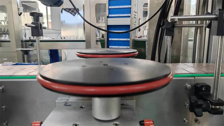 Bottle separation mechanism