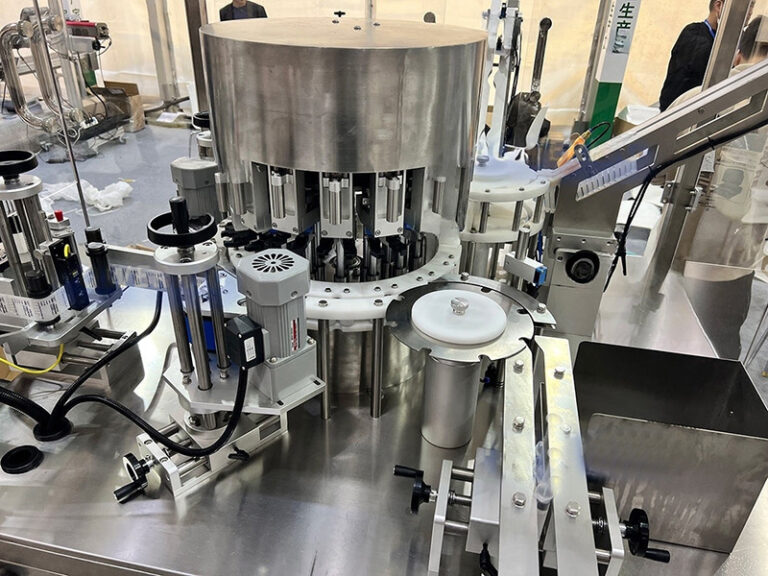 High Speed Prefilled Syringe Labeling Machine - VKPAK