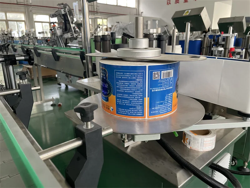 Label roller device