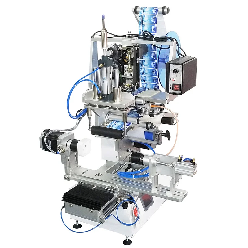 VK-T805-Semi-Automatic-Rolling-Labeling-Machine-For-Square-Bottle